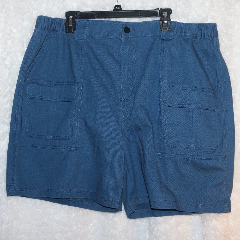 Croft & Barrow blue mens cargo shorts size 42 with inseam 7.5 NWT